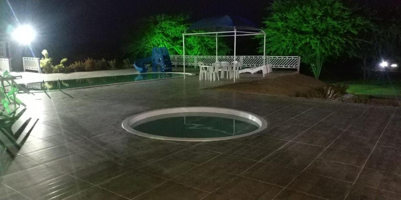 Hotel Village טוריטמה מראה חיצוני תמונה